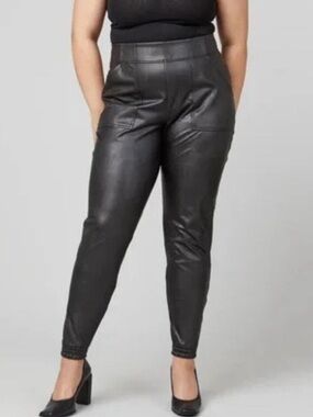 SPANX Leather-Like Jogger black pants pockets